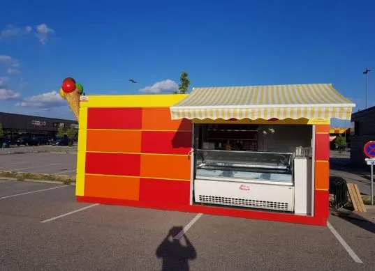 106.Eis Container 240x600x280